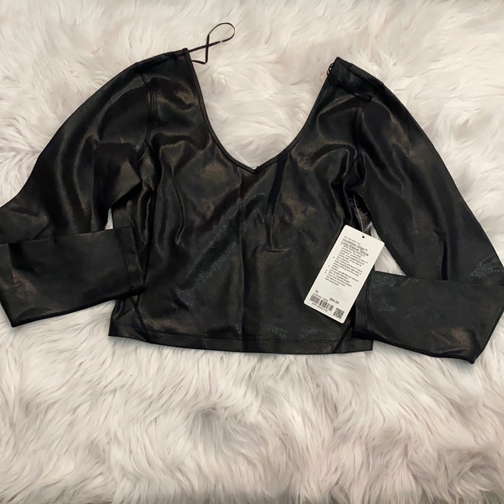 NWT, Lululemon Aling Long Sleeve Shine size 10